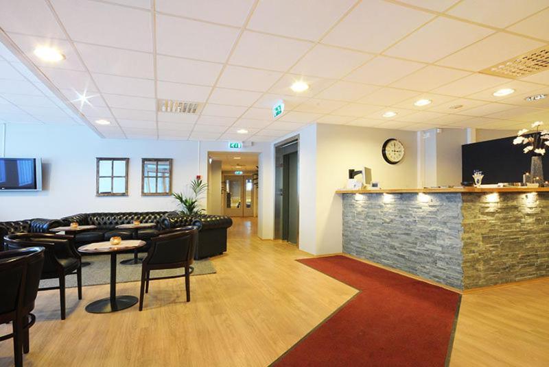 Skansen Hotel トロムソ エクステリア 写真