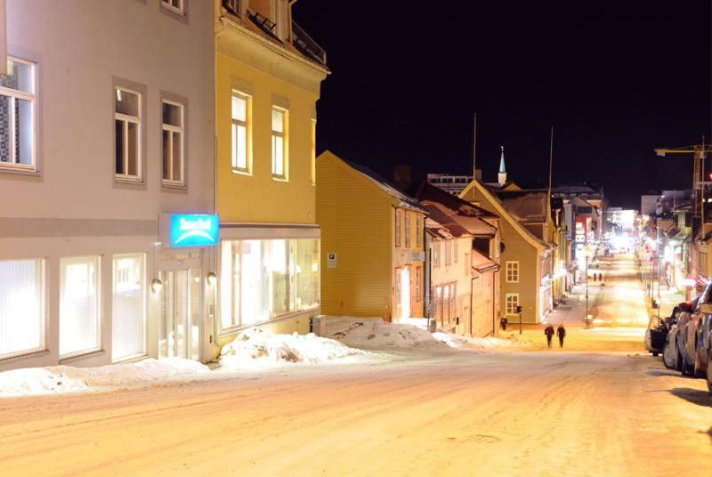 Skansen Hotel トロムソ エクステリア 写真